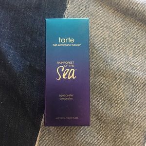 Tarte aquacealer concealer